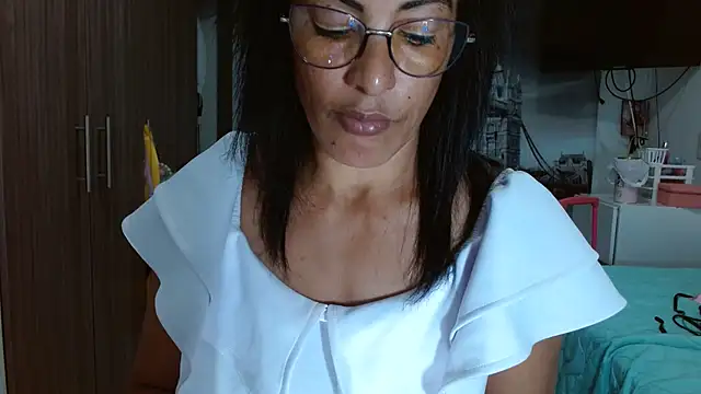 kateleyagrey online show from 23, 1, 2025