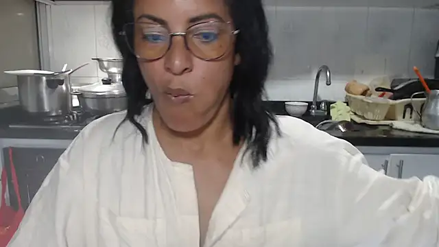 kateleyagrey online show from 20, 11, 2025