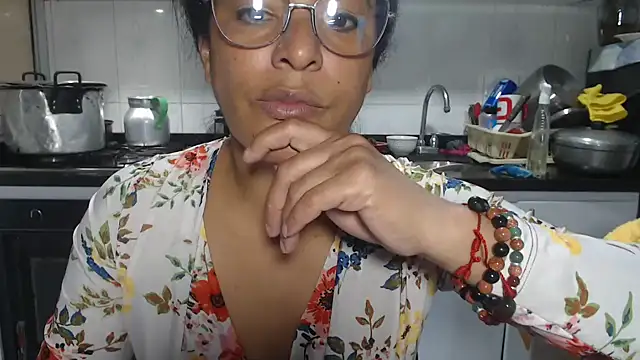 Snapshot of kateleyagrey chatting on 8, 1, 2026 kateleyagrey online show from 8, 1, 2026