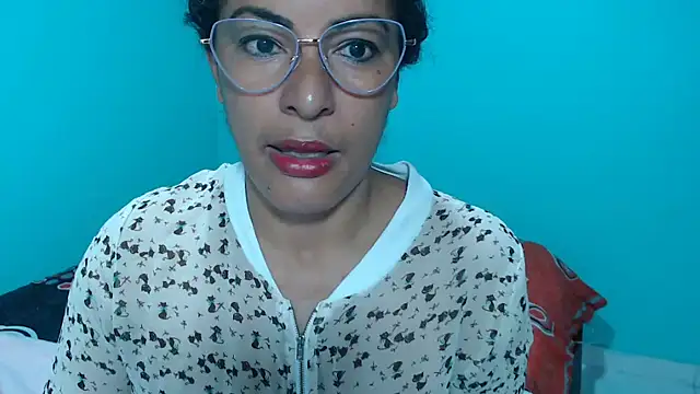 Snapshot of kateleyagrey chatting on 1, 2, 2026 kateleyagrey online show from 1, 2, 2026