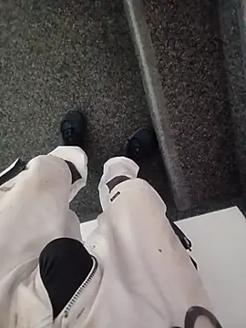 Snapshot of GeilerSchweizer chatting on 31, 10, 2025 GeilerSchweizer online show from 31, 10, 2025