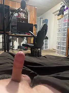 Snapshot of whitestroker chatting on 1, 12, 2025 whitestroker online show from 1, 12, 2025