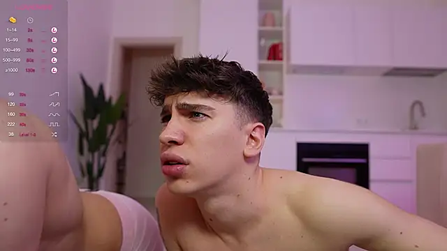 Snapshot of Evan__White_ chatting on 13, 2, 2025 Evan White online show from 13, 2, 2025