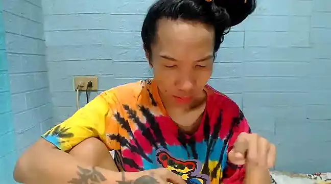 Snapshot of AsianNaughtiesMistress chatting on 23, 12, 2024 AsianNaughtiesMistress online show from 23, 12, 2024