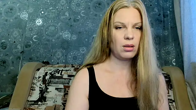 Snapshot of BlondeFox chatting on 15, 5, 2026 BlondeFox online show from 15, 5, 2026