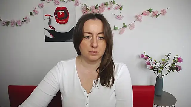 Abby Taylorr online show from 25, 11, 2025