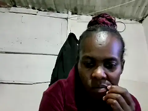 Snapshot of hairybushpussyxx1 chatting on 10, 12, 2024 hairybushpussyxx1 online show from 10, 12, 2024