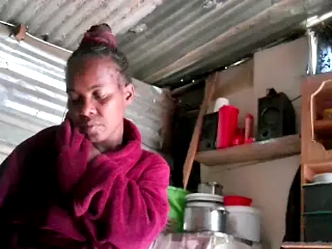 Snapshot of hairybushpussyxx1 chatting on 13, 12, 2024 hairybushpussyxx1 online show from 13, 12, 2024