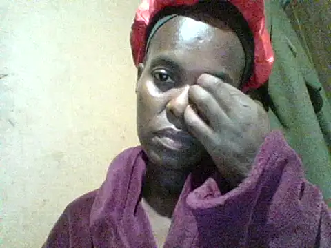 Snapshot of hairybushpussyxx1 chatting on 5, 1, 2025 hairybushpussyxx1 online show from 5, 1, 2025