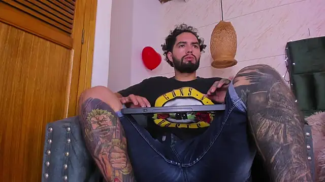 matteosantos online show from 15, 2, 2025