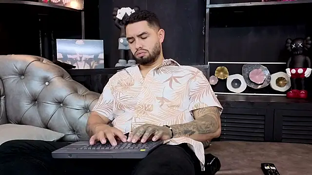 matteosantos online show from 4, 10, 2025