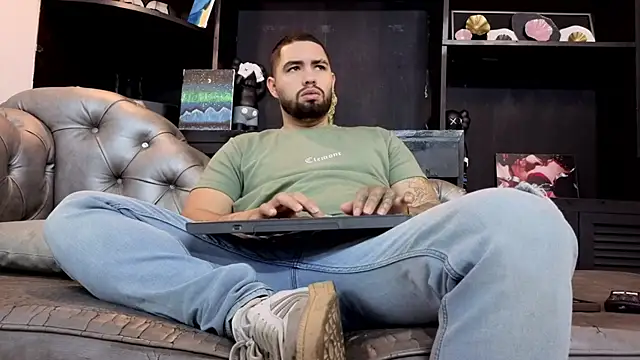 matteosantos online show from 10, 4, 2026