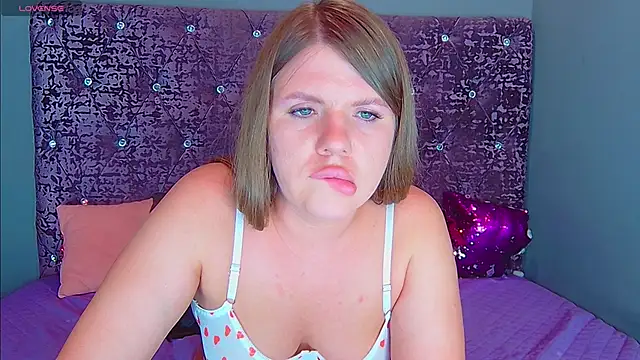 NoraBigAss online show from 13, 2, 2025