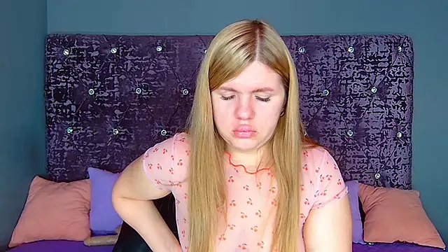 NoraBigAss online show from 10, 11, 2025