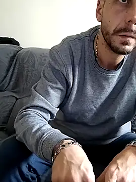 LoGaNfree88 online show from 18, 2, 2025