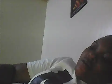 Snapshot of Naughty_Laurah chatting on 2, 12, 2025 Naughty Laurah online show from 2, 12, 2025