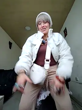 sexymarilyncolombia online show from 17, 4, 2026