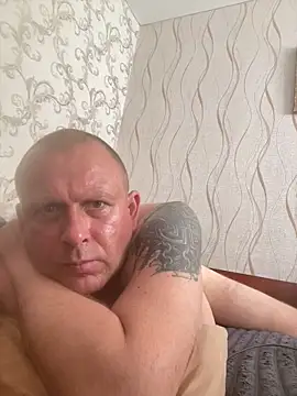 Snapshot of 1981-AZ chatting on 27, 4, 2026 1981-AZ online show from 27, 4, 2026