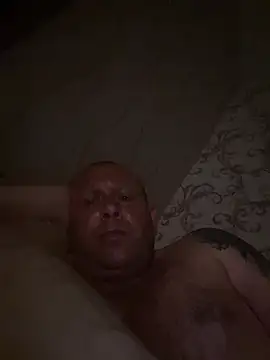 Snapshot of 1981-AZ chatting on 27, 4, 2026 1981-AZ online show from 27, 4, 2026