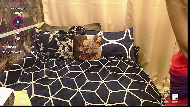 Snapshot of sexyrihana1 chatting on 15, 1, 2026 sexyrihana1 online show from 15, 1, 2026