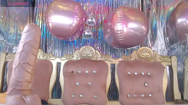 Snapshot of slutty_hotwife chatting on 14, 4, 2026 slutty hotwife online show from 14, 4, 2026