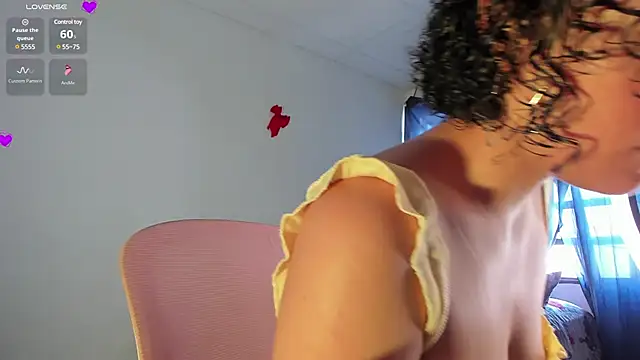 cailynhot online show from 18, 1, 2025