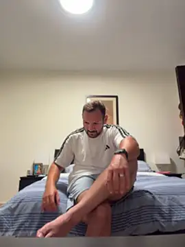 Snapshot of JonJ0 chatting on 22, 4, 2026 JonJ0 online show from 22, 4, 2026