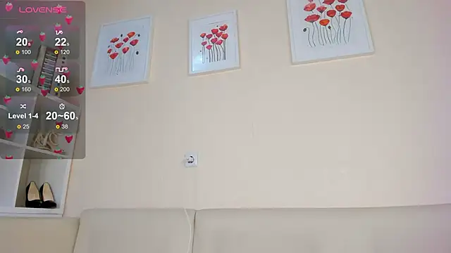 Snapshot of rosa_mariposa_ chatting on 4, 3, 2025 rosa mariposa online show from 4, 3, 2025