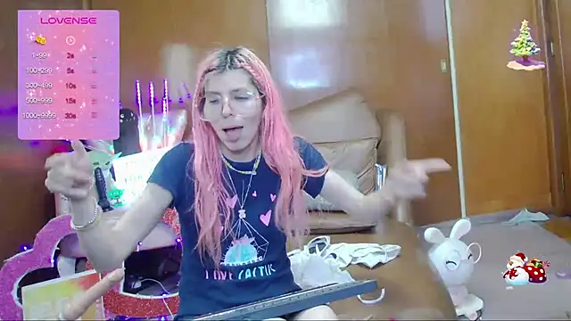 Skinygirl online show from 30, 9, 2025