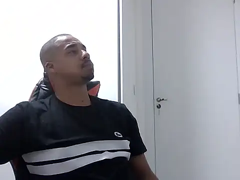 Juninho10c online show from 11, 11, 2025