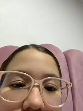 Snapshot of Lucyklein2022 chatting on 17, 7, 2026 Lucyklein2022 online show from 17, 7, 2026