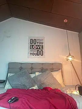 vaness weet online show from 17, 1, 2025