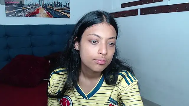 Snapshot of vaness_weet chatting on 7, 7, 2026 vaness weet online show from 7, 7, 2026
