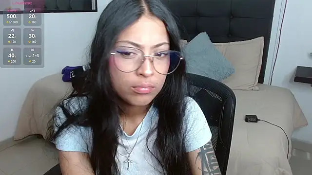 Snapshot of vaness_weet chatting on 12, 7, 2026 vaness weet online show from 12, 7, 2026