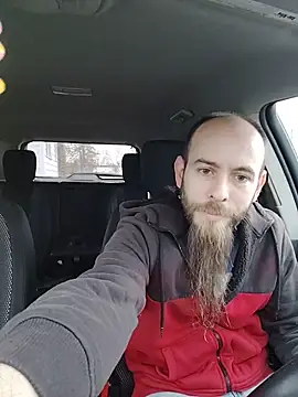 Snapshot of JohnnyFaster chatting on 5, 4, 2026 JohnnyFaster online show from 5, 4, 2026