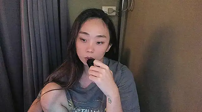 MissAyaCollins online show from 18, 3, 2025