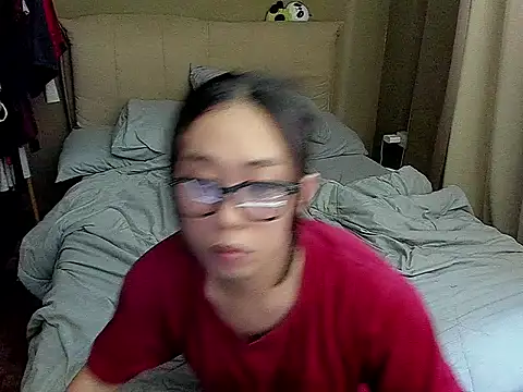 MissAyaCollins online show from 13, 4, 2026