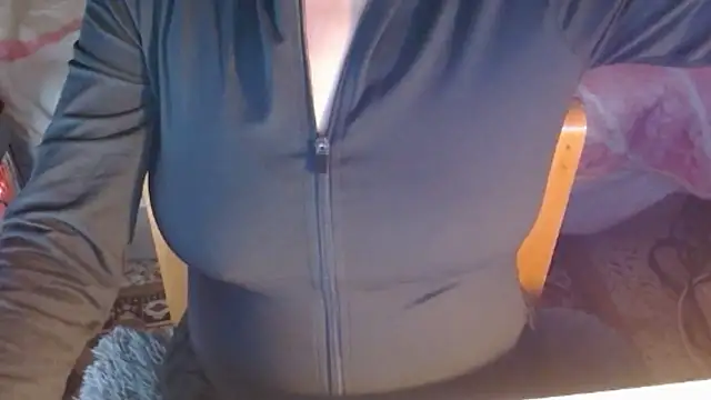 Snapshot of MysteryLadyxXx chatting on 6, 2, 2026 MysteryLadyxXx online show from 6, 2, 2026