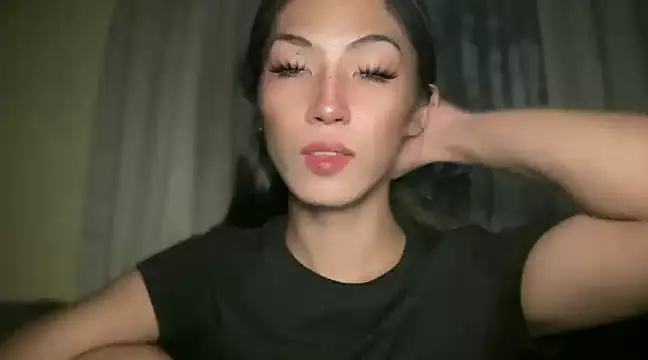 Bella Gordon online show from 22, 12, 2024