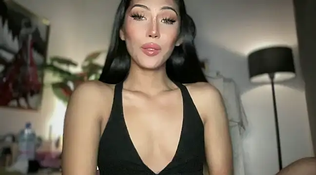 Bella Gordon online show from 18, 3, 2025