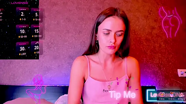 Snapshot of madina_taher chatting on 13, 3, 2026 madina taher online show from 13, 3, 2026