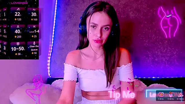 Snapshot of madina_taher chatting on 15, 3, 2026 madina taher online show from 15, 3, 2026