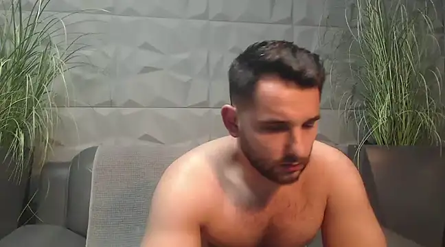 Snapshot of Antoniodiamond chatting on 18, 2, 2025 Antoniodiamond online show from 18, 2, 2025