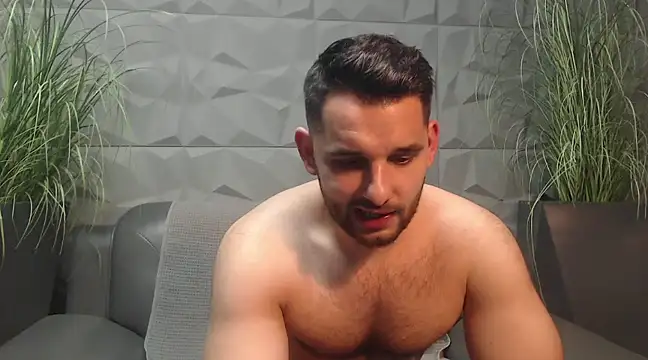 Snapshot of Antoniodiamond chatting on 1, 3, 2025 Antoniodiamond online show from 1, 3, 2025