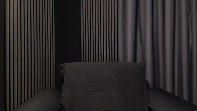 Snapshot of Antoniodiamond chatting on 4, 10, 2025 Antoniodiamond online show from 4, 10, 2025