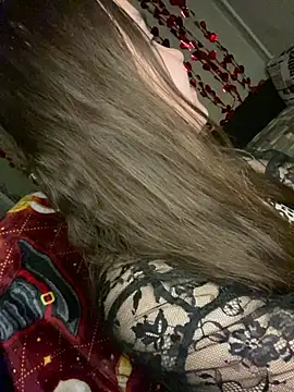 Var Kiss online show from 25, 2, 2026