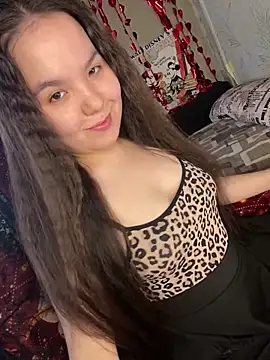 Var Kiss online show from 12, 4, 2026