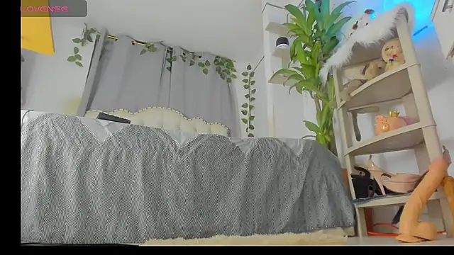 khalyn jenner online show from 5, 10, 2025