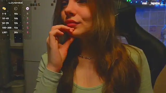  D Love  online show from 25, 1, 2025