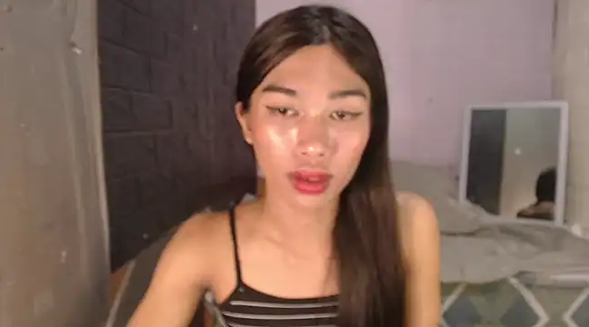 Snapshot of ToKeNa chatting on 1, 2, 2025 ToKeNa online show from 1, 2, 2025